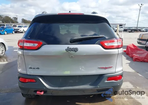 2018 Jeep Cherokee Trailhawk 4X4 from USA, damaged, VIN 1C4PJMBBXJD567635